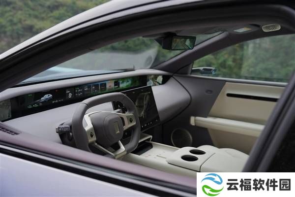 阿维塔06内饰抢先看！挑战特斯拉Model 3，异形方向盘成亮点